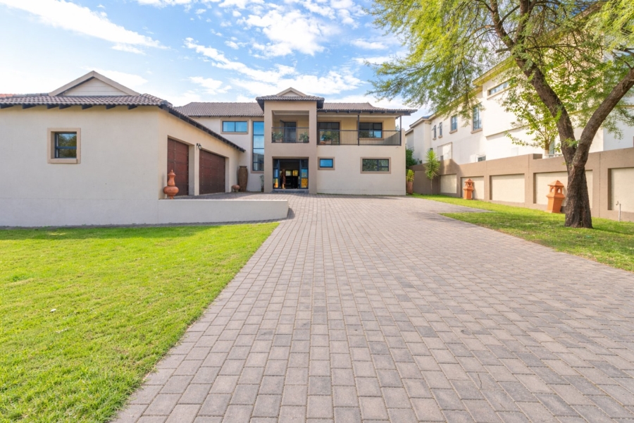 5 Bedroom Property for Sale in Xanadu Eco Park North West